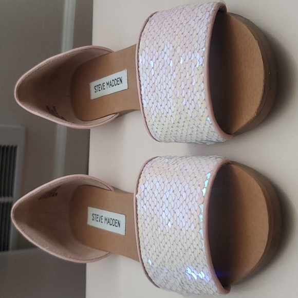 Steve Madden Blush Sidestep Sandals - Picture 6 of 6